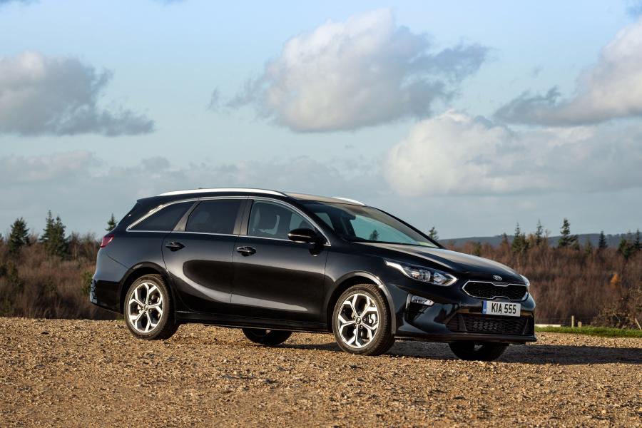  Kia Ceed Sportswagon 2018 года  (UK) (фото 1 из 27)